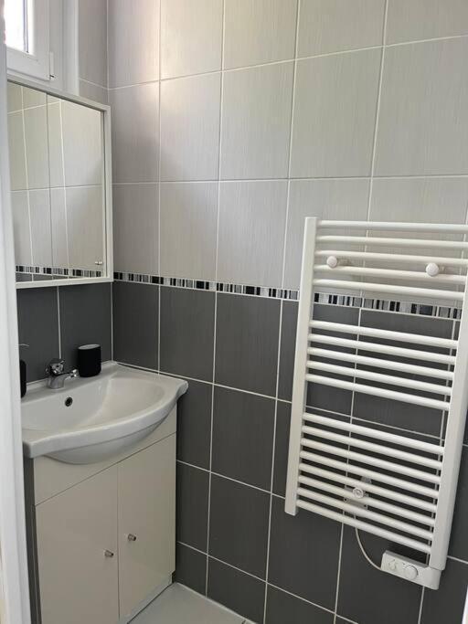 Logement 10 Minutes De Rouen Oissel Luaran gambar