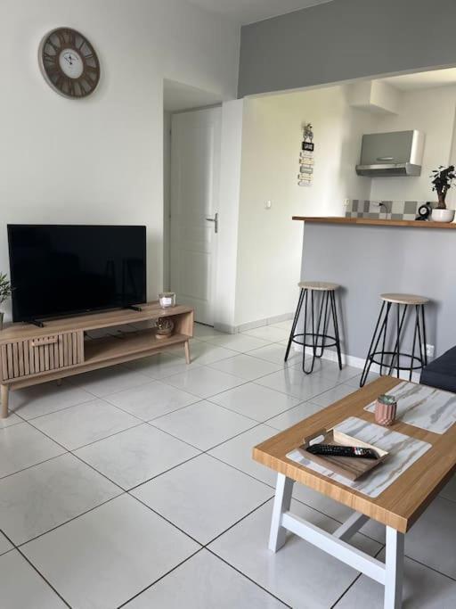Logement 10 Minutes De Rouen Oissel Luaran gambar