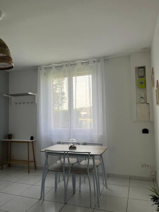 Logement 10 Minutes De Rouen Oissel Luaran gambar